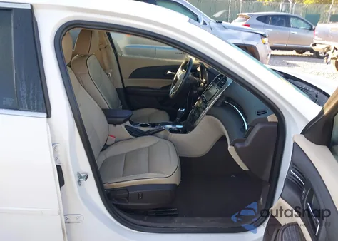 2015 Chevrolet Malibu 2Lt z USA, uszkodzony, nr VIN 1G11D5SL4FU150930